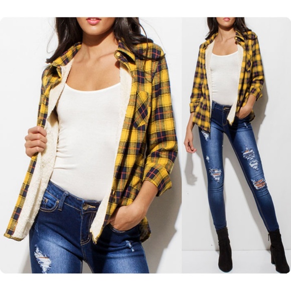 Korus Apparel Tops - Last☝️ Sherpa Lined Flannel Plaid Shirt Jacket Top